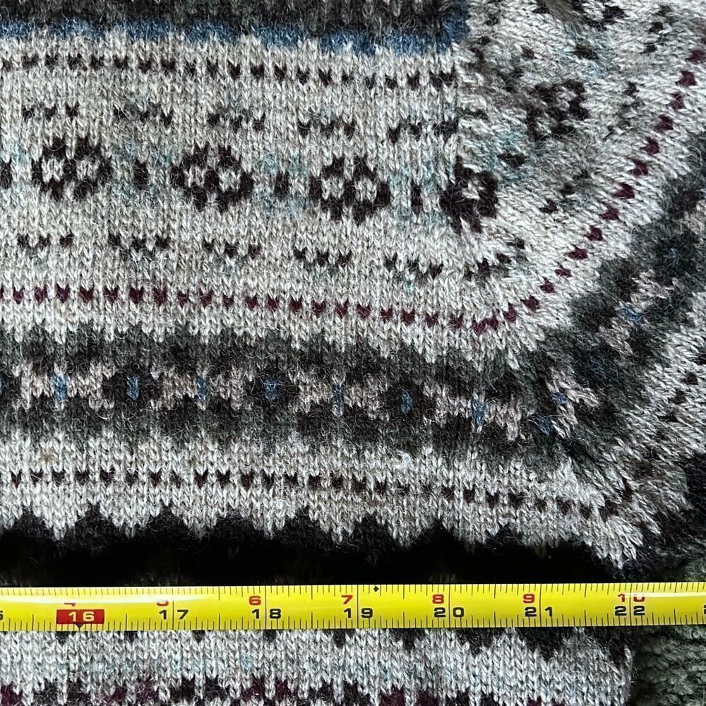 Eddie Bauer Vintage Wool Pullover Crewneck Fair Isle Sweater Medium Rolled Colla - Picture 5 of 8
